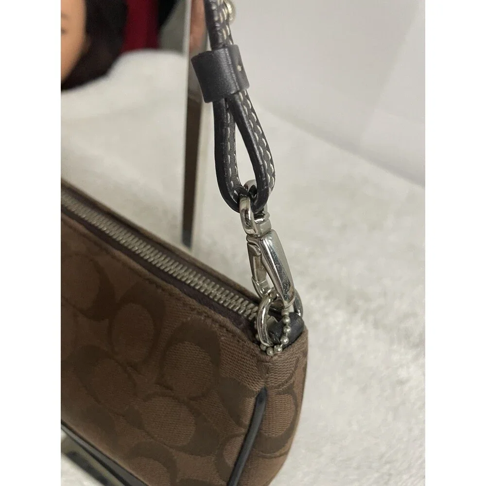 COACH 6094  Shoulder Bag Handbag  Chocolate/Dark Brown Signature EUC